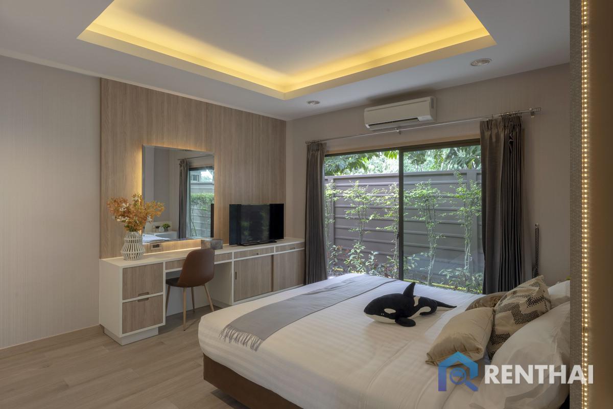 picture Luxury Villa For Rent Pattaya - 6/25