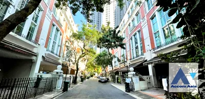 บ้านเดี่ยว ถนนพระราม 4 : 🔼🔽 AccomA 📩  4 BR House @Baan Klang Krung Thonglor (AA44014)