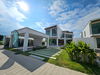 listing thumbnail image 32