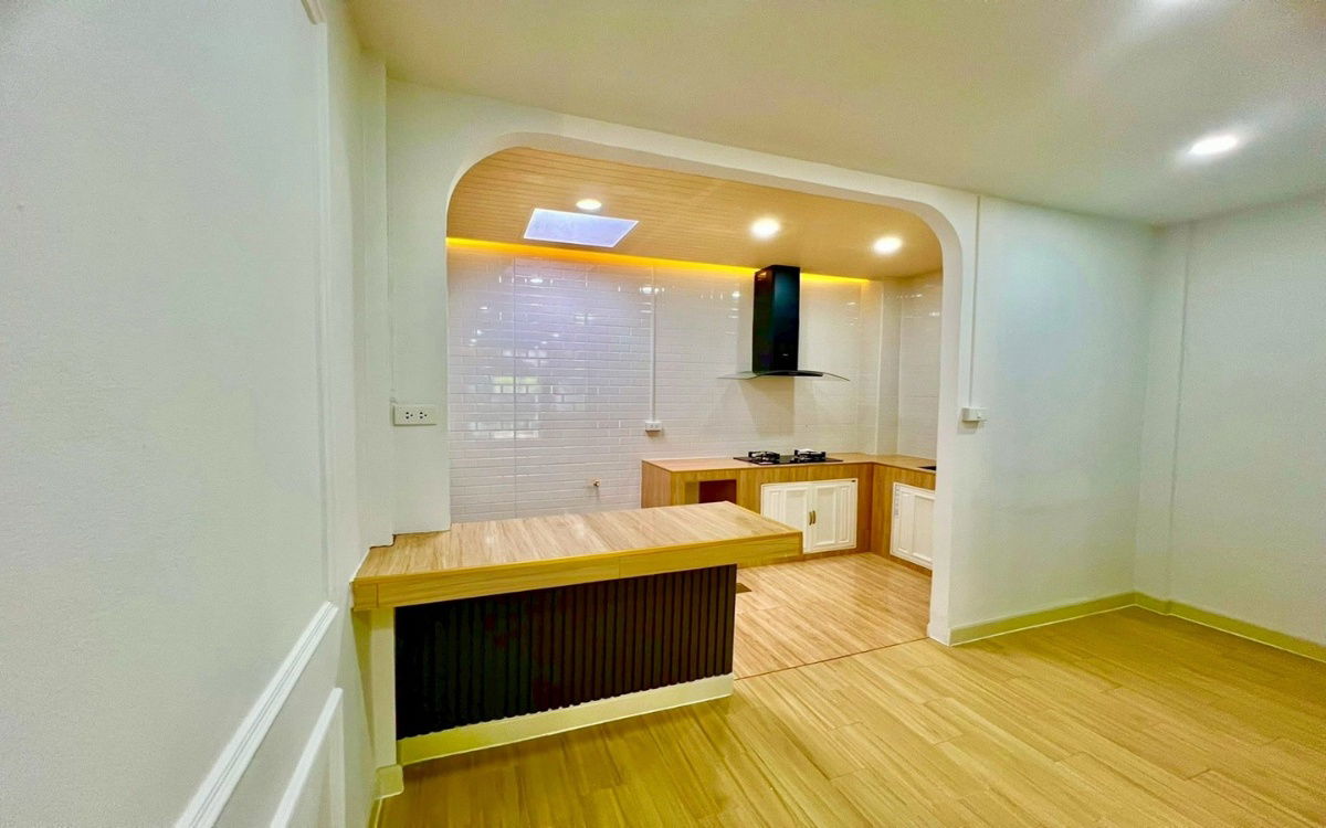 picture For sale: Kanathap Village, Ramintra 117, beautifully decorated, ready to move in - 13/17