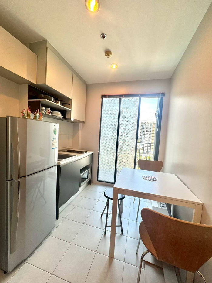 picture Buy and sell condo The Base Chaengwattana, pool view, ready to move in, near Central, Lotus, Impact Muang Thong Thani. Interested? Line ID: @951qfbfi - 3/8