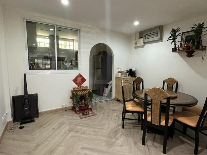 3-bed townhouse for sale, 134 sq wah, Thanapat Haus Sathorn - Narathiwas