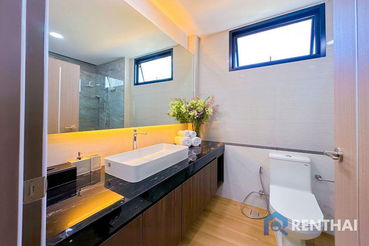 picture Luxury Living in Pattaya and Brand new house, fully furnished. - 24/25