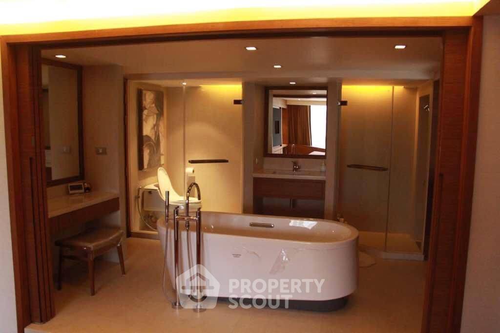picture 1-BR Condo at New Land Condominium near MRT Sukhumvit (ID 1286509) - 8/10