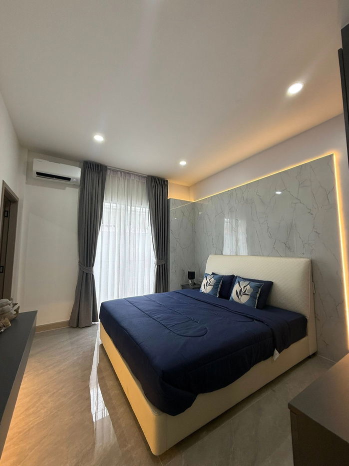 picture Pool Villa for Rent Village| Rental Price: 120,000 THB/month Corner unit 4 Bedrooms 5 Bathrooms - 1/14