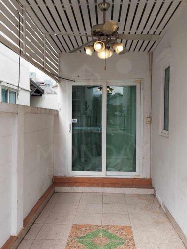 3-bed townhouse for sale, 149 sq wah, Baan Klang Muang Chokchai 4
