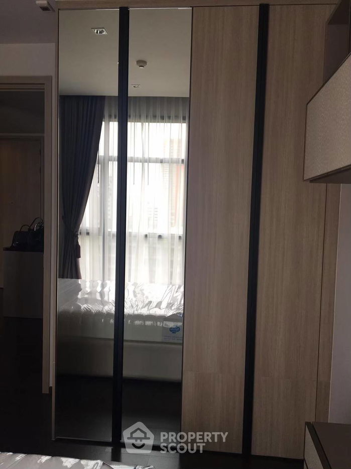 picture 2-BR Condo at The XXXIX By Sansiri near BTS Phrom Phong (ID 476909) - 1/8