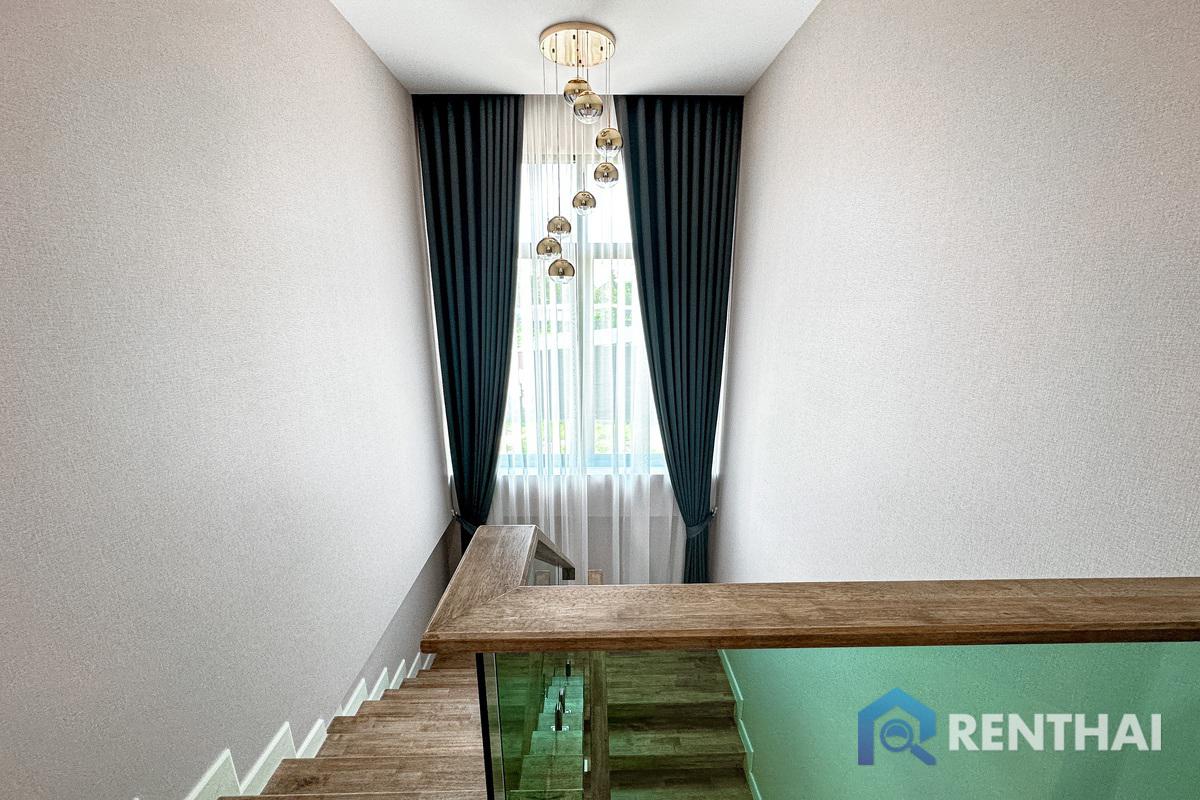 picture Luxury Living in Pattaya and Brand new house, fully furnished. - 13/25