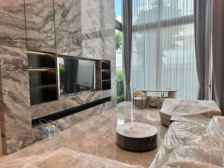 picture For rent✨ The Gentry Phatthanakan 🔥 Line ID : @034etfin 📲 5 bedrooms 6 bathrooms ✨ - 1/23