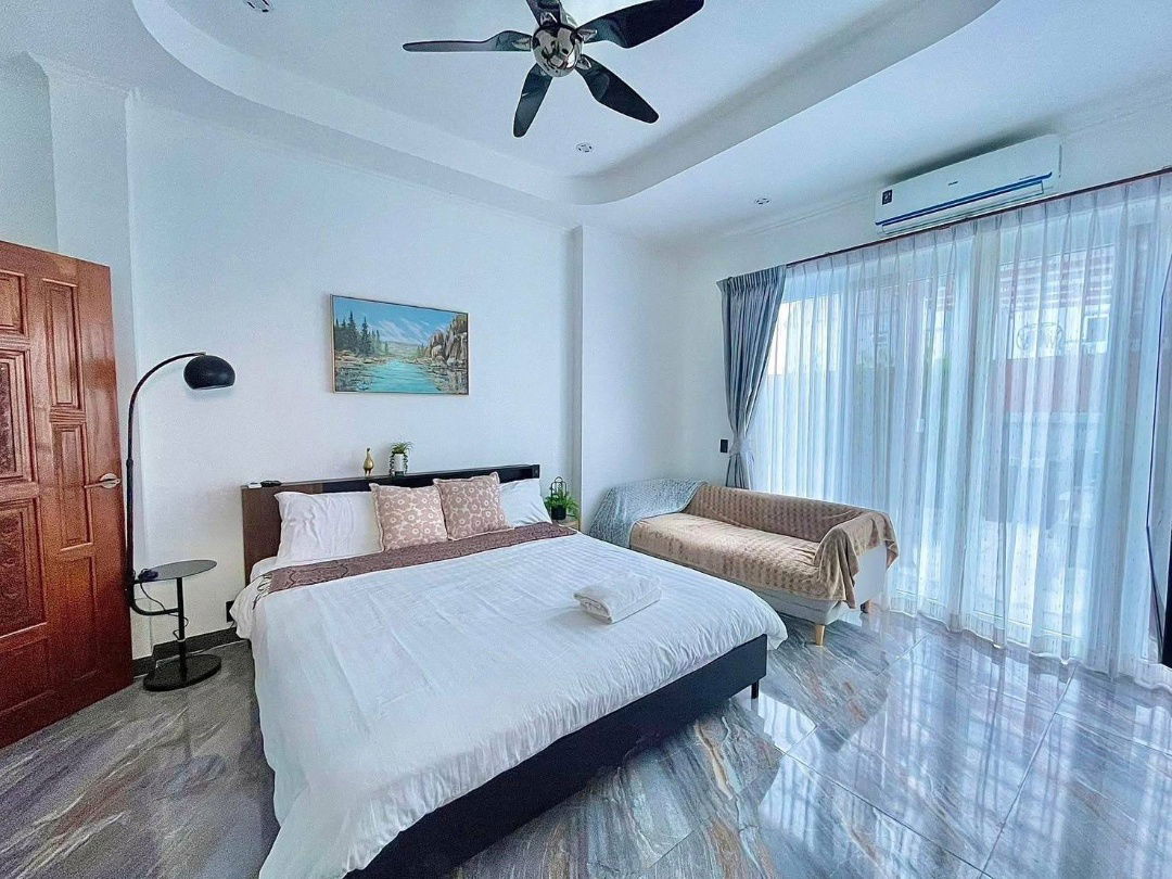 picture Pool villa 2 storey Chaknok lake 15.0 million 70,000/month - 10/14