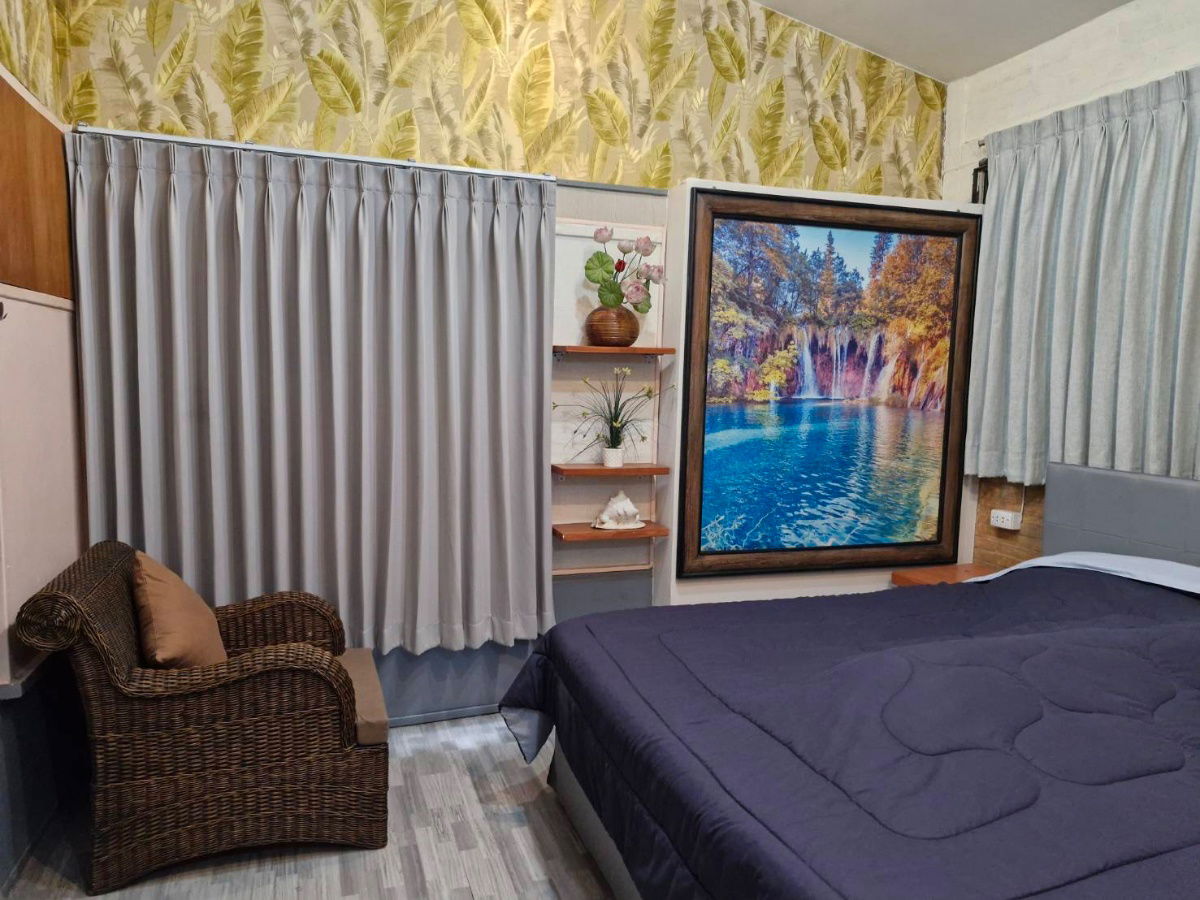 picture Single house for rent (Style Home stay) - 3/14
