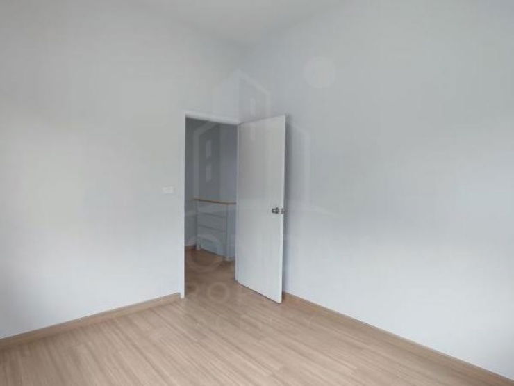 picture House for Sale ​🔥🔥 Special Price at J Villa Sukhumvit-Praksa MD-58728 - 8/17