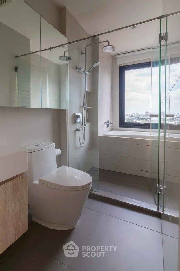 picture 2-BR Condo at Maru Ekkamai 2 near BTS Ekkamai (ID 2298480) - 8/10