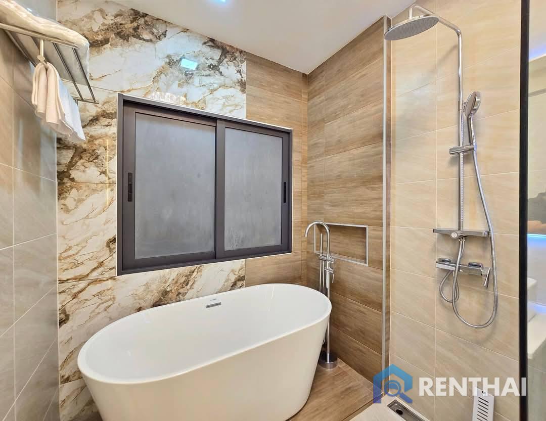 picture For sale house 4 bedrooms at Pong - 19/20