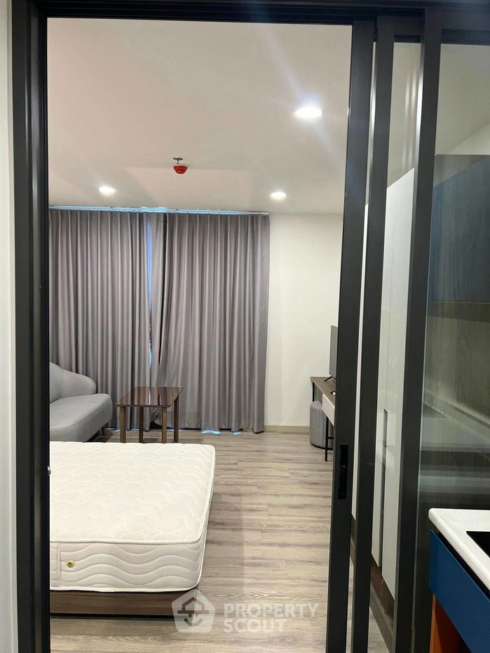 รูป คอนโด สตูดิโอ ที่ เดอะ เบส สะพานใหม่ ใน อนุสาวรีย์ (ID 2298400) - รูปที่ 3/7