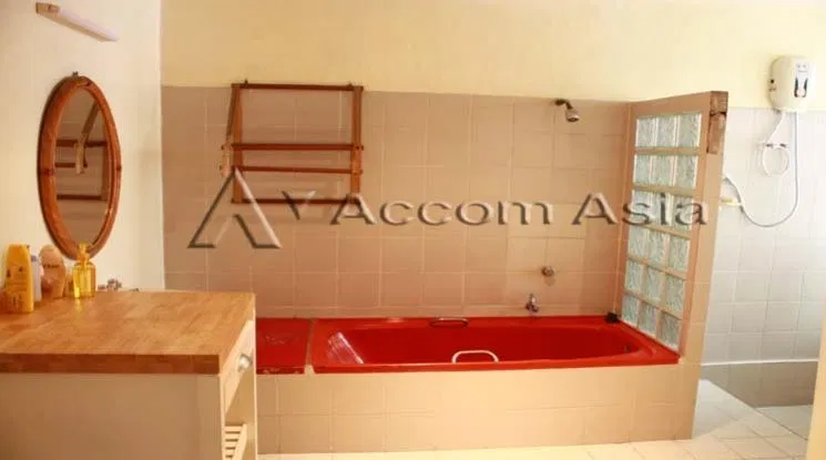 picture 🔼🔽 AccomA 📩 Home Office 2 BR Townhouse in Khlong Toei (11004001) - 9/9