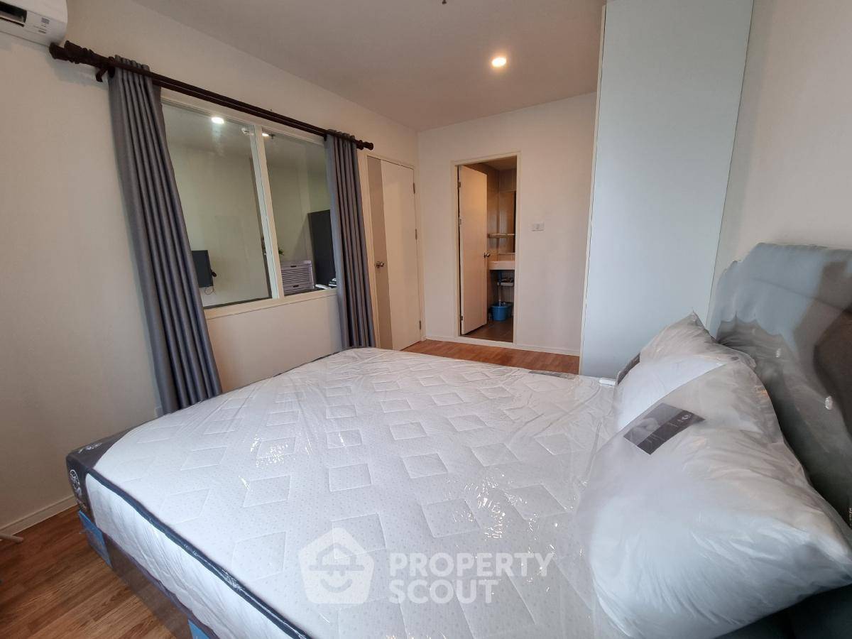 picture 1-BR Condo at Lumpini Ville Phatanakan-Srinakarin in Suan Luang (ID 1813217) - 8/10