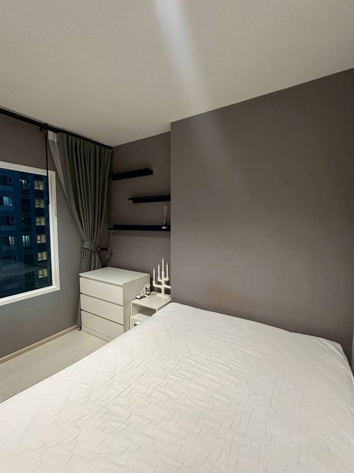 picture For Rent Aspire Erawan Unit 62/829  (Pool view) - 1/12