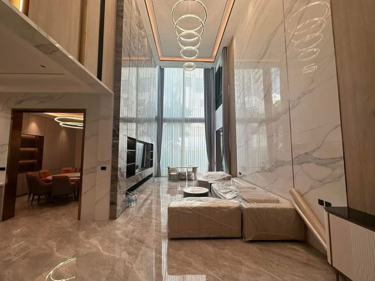 picture For rent✨ The Gentry Phatthanakan 🔥 Line ID : @034etfin 📲 5 bedrooms 6 bathrooms ✨ - 3/23