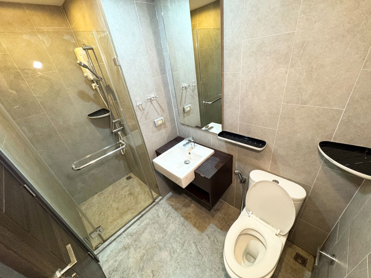 picture Condo for rent C Ekkamai Monthly 16,500 thb. - 8/8