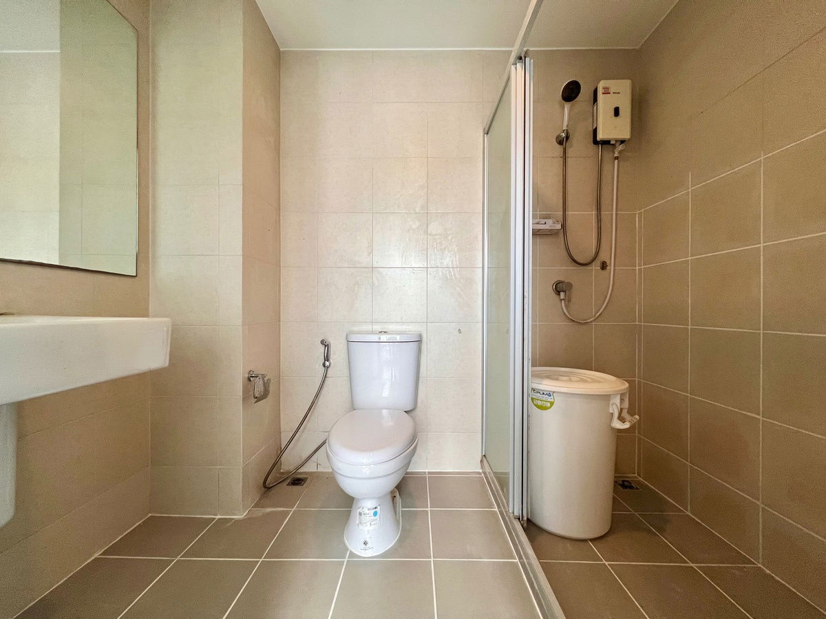 รูป ให้เช่า Kensington หน้า ม.เกษตร 6,000 บาท (รูปจากห้องจริง ภาพจริง ตรงปก ) - รูปที่ 4/8