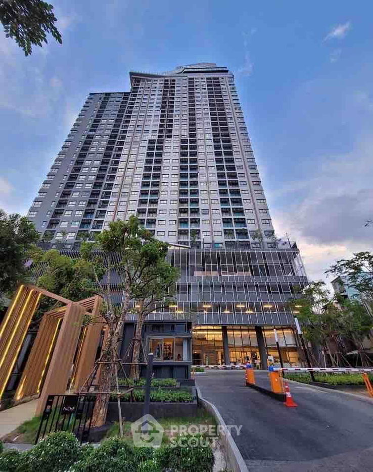 picture 2-BR Condo at Niche Mono Charoen Nakorn in Dao Khanong (ID 2137996) - 10/12