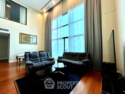 Condos for rent Khlong Toei : 3-BR Condo at Bright Sukhumvit 24 Condominium near BTS Phrom Phong (ID 2298616)