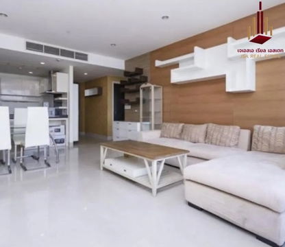✨ For Rent: Watermark Chaophraya River Condo ✨  💰 Only 40,000 THB/month