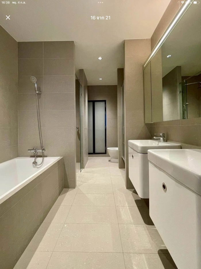 picture Noble                     Ploenchit  - 13/18
