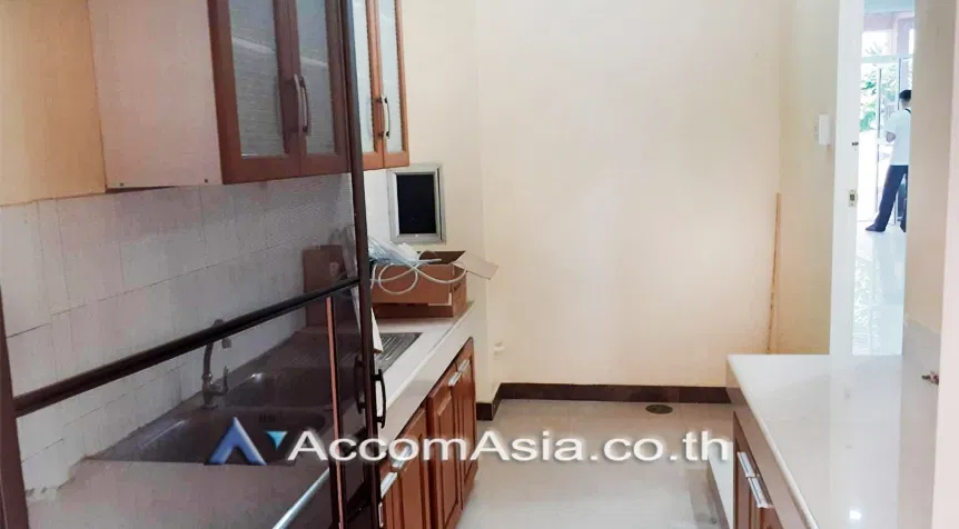 รูป 🔼🔽 AccomA 📩  4 BR Townhouse in Khlong Ton Nuea (AA26996) - รูปที่ 2/11