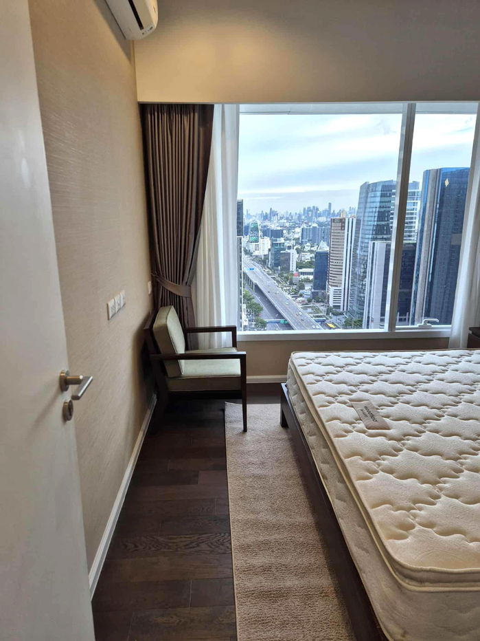 รูป The Saint Residences56 35  ห้องสวย ราคาดี สอบถามเพิ่มเติมได้ที่ Line @condorental - รูปที่ 2/13