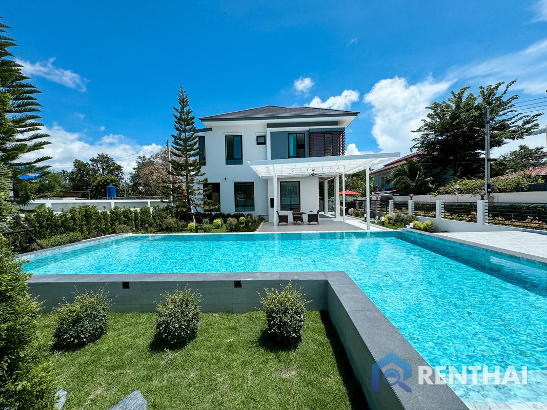 picture Luxury Living in Pattaya and Brand new house, fully furnished. - 3/25