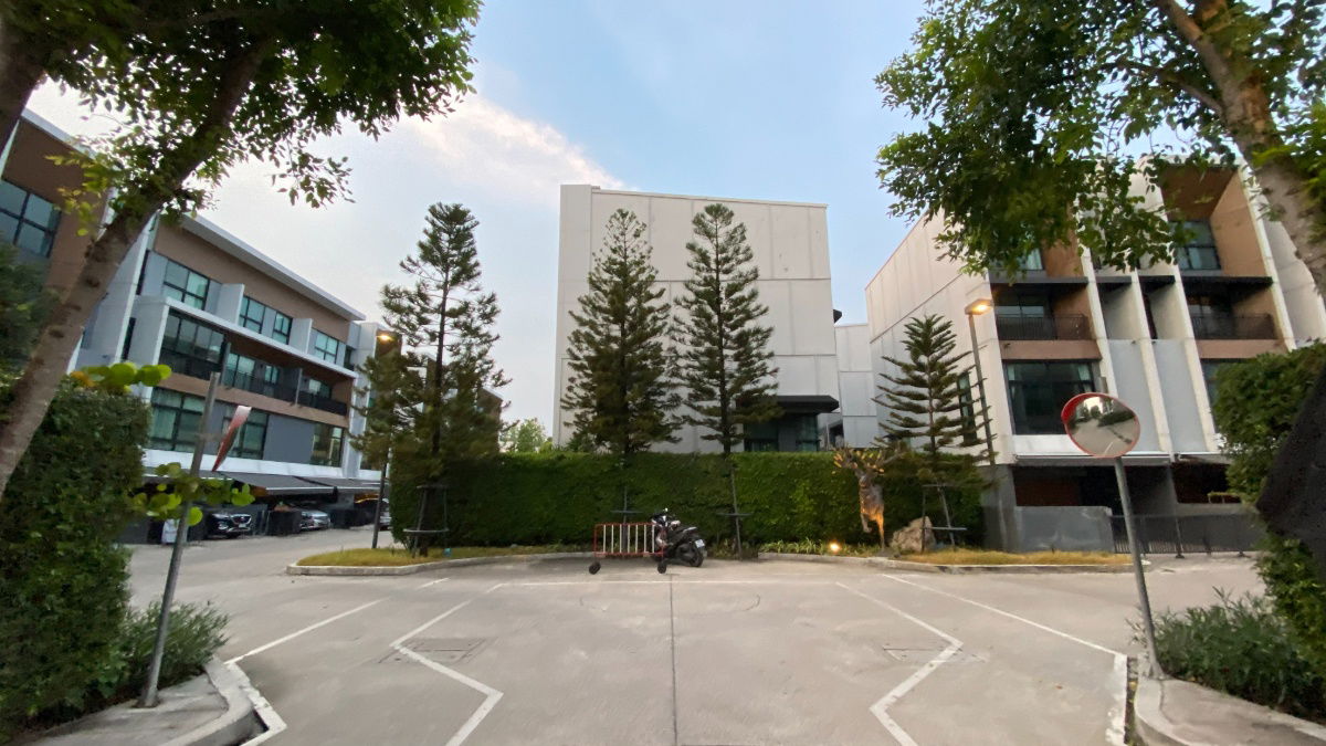picture Townhome for rent, Arden, Ladprao 71 - convenient transportation, near Central Eastville - 5/26