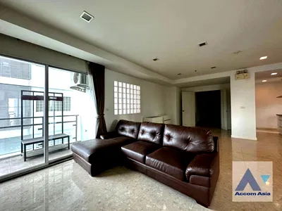 Condos for rent : 🔼🔽 AccomA 📩 Minimalist condo with bright interiors and large windows at Nusasiri Grand Condominium (1517644)