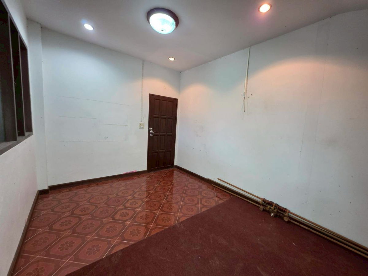รูป ขายบ้านเดี่ยวท่าม่วง ศิริชัย3 หลังใหญ่ 50.6 ตร.ว. 2 นอน ต่อเติมรอบบ้าน มีเงินเหลือไว้ตกแต่ง_BL169 - รูปที่ 14/24