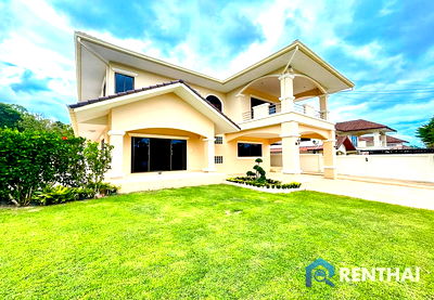 Houses for sale Bang Lamung Chonburi : Spacious 5-Bedroom Home Near  International School