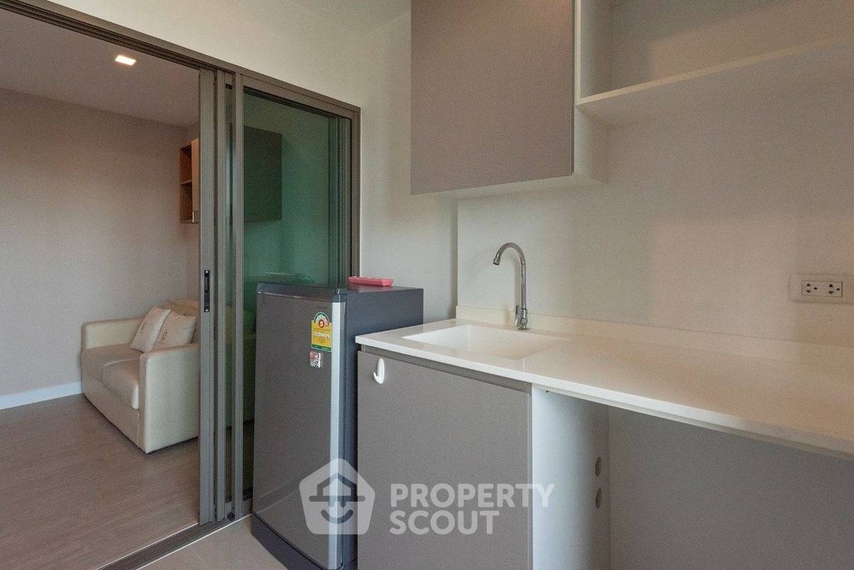 picture 1-BR Condo at Metro Luxe Ratchada near MRT Huai Khwang (ID 2297060) - 9/20