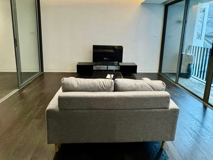 picture  For Rent: Siamese Gioia – Newly Renovated Luxury Condo, Sukhumvit 39 - 2/16