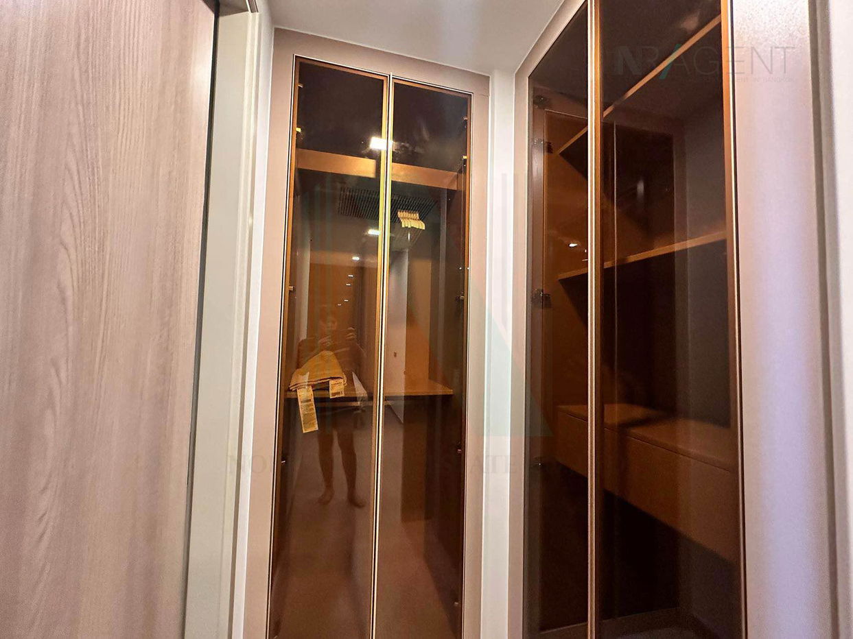picture 📌 For Rent Condo ONE9FIVE ASOKE - RAMA 9 Building B, Floor 57,3 bed room, Room size 98 sqm - 2/8