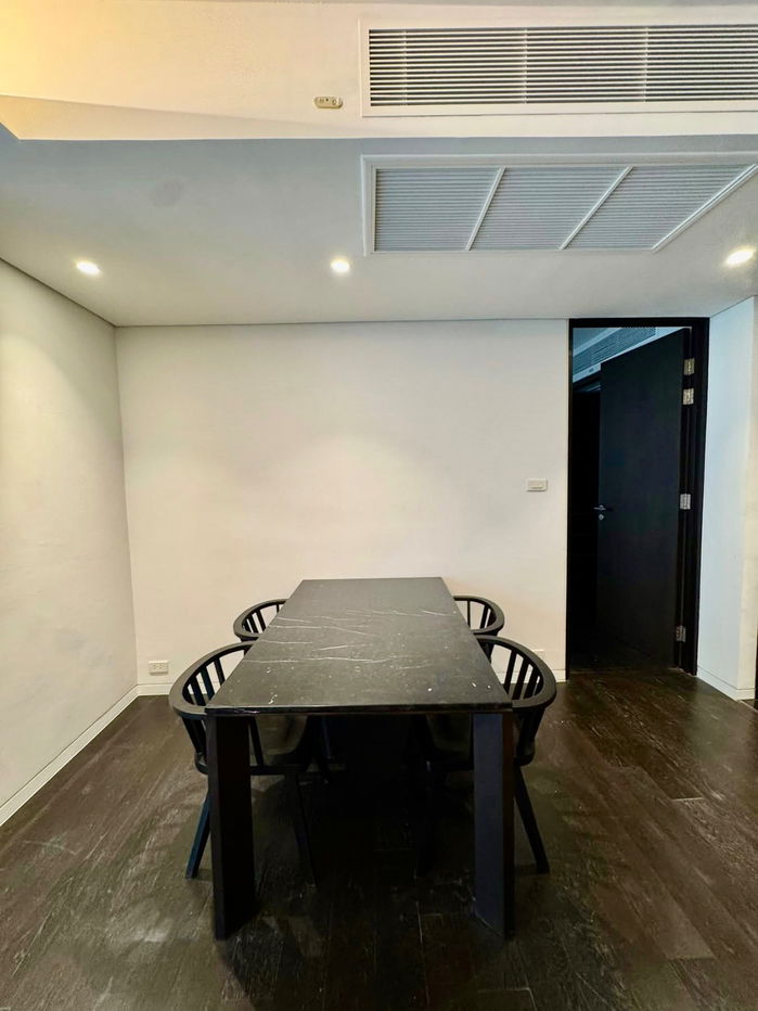picture  For Rent: Siamese Gioia – Newly Renovated Luxury Condo, Sukhumvit 39 - 8/16