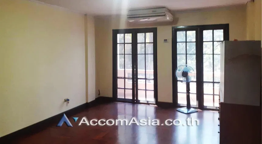 รูป 🔼🔽 AccomA 📩  4 BR Townhouse in Khlong Ton Nuea (AA26996) - รูปที่ 5/11