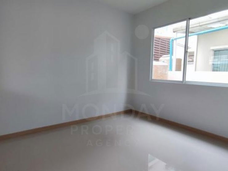 picture House for Sale ​🔥🔥 Special Price at J Villa Sukhumvit-Praksa MD-58728 - 4/17