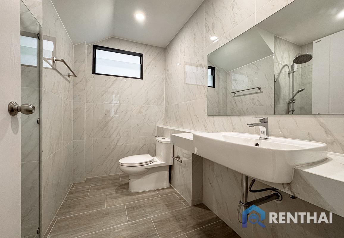 picture Twin house, 2-storey, Modern Tropical style with a bright and airy design, fully furnished. - 13/25