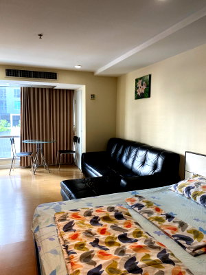 Condos for rent : Studio Condo The Trendy Condominium, Soi Sukhumvit 13, 36 square meters, 8th floor Pool view, BTS Nana