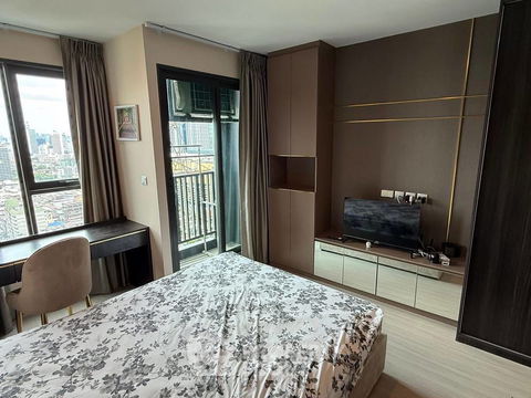 1-BR Condo at Life Ladprao near BTS Ha Yaek Lat Phrao (ID 2285263)