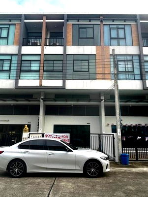 Townhouses for rent Nonthaburi Road : FOR RENT  TOWNHOUSE PROPERTY  23000 BAHT per MONTH