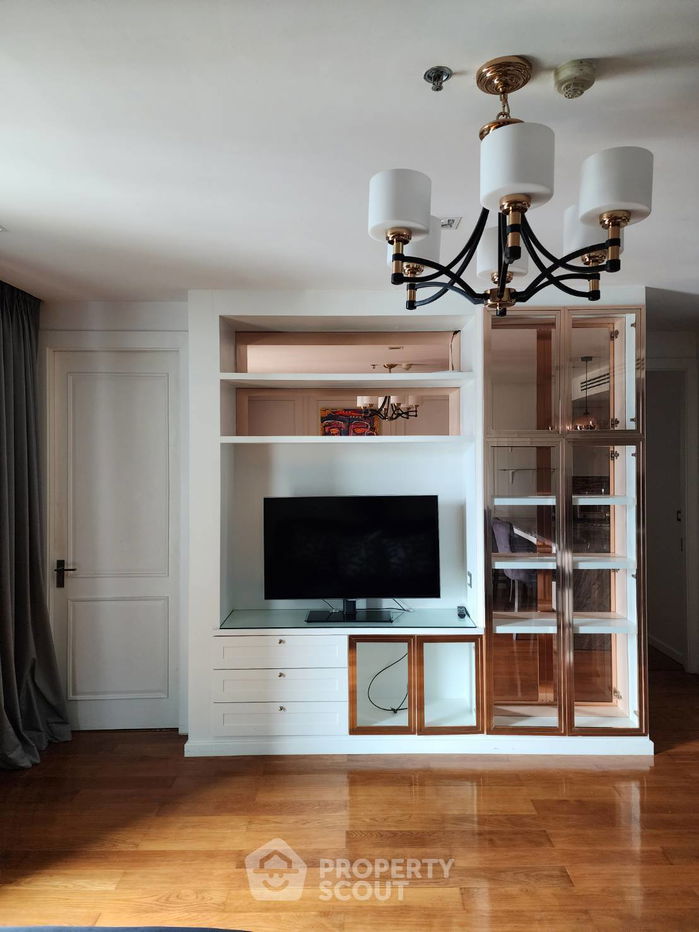 picture 2-BR Condo at The Address Sathorn near BTS Saint Louis (ID 2297146) - 2/20