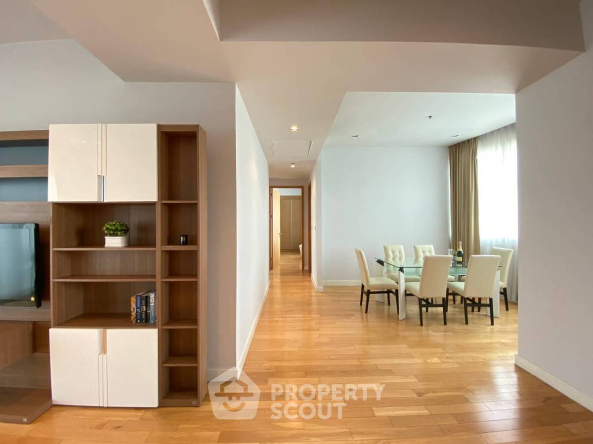 picture 2-BR Condo at Millennium Residence @ Sukhumvit Condominium near BTS Phrom Phong (ID 2298608) - 3/15