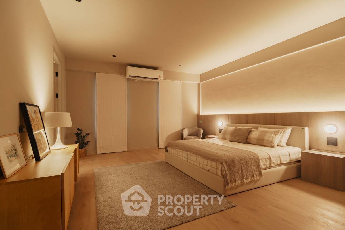 picture 4-BR Townhouse close to Sukhumvit (ID 2175437) - 27/30