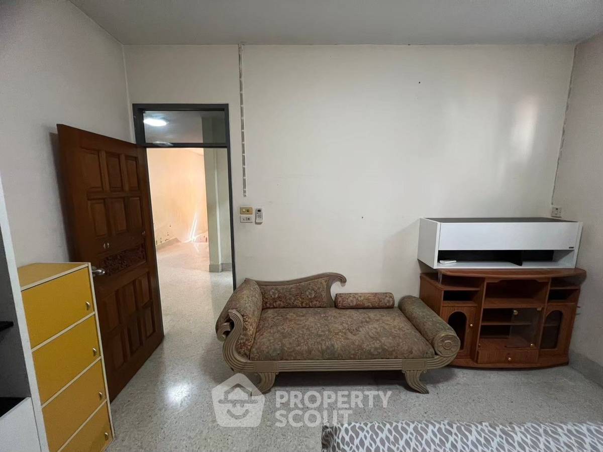 รูป บ้าน 3-ห้องนอน ใน ดอนเมือง (ID 2289667) - รูปที่ 6/45